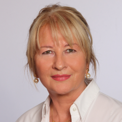 lic. phil.<br>Mira Budimic